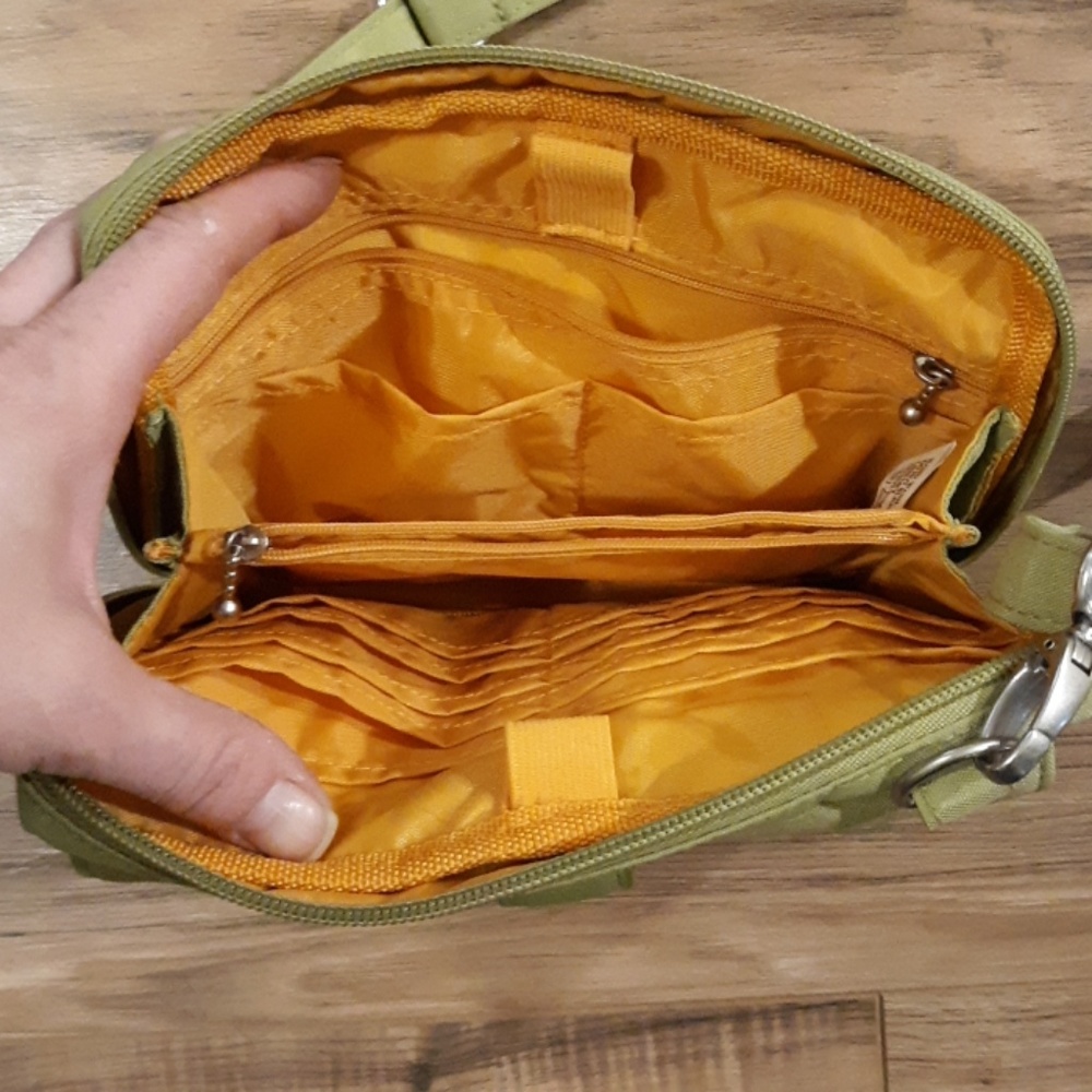 Baggallini Multi Functional Crossbody Travel Bag. - image 4